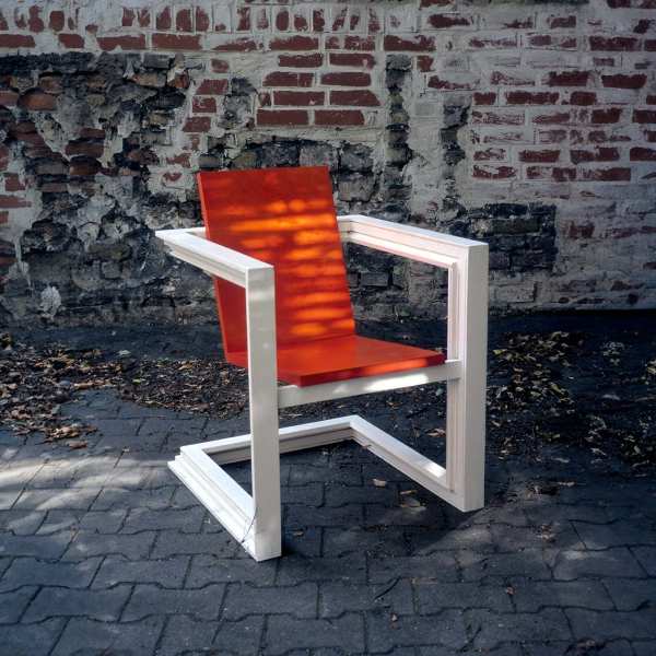 .radix | Fensterschwinger | Kiefer lasiert, Birke Sperrholz gebeizt lackiert .radix | Fensterschwinger | Kiefer lasiert, Birke Sperrholz gebeizt lackiert