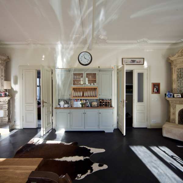 .radix | St22 | Wohnküche im Landhausstil in Eiche massiv, Fronten lackiert .radix | St22 | Wohnküche im Landhausstil in Eiche massiv, Fronten lackiert 4