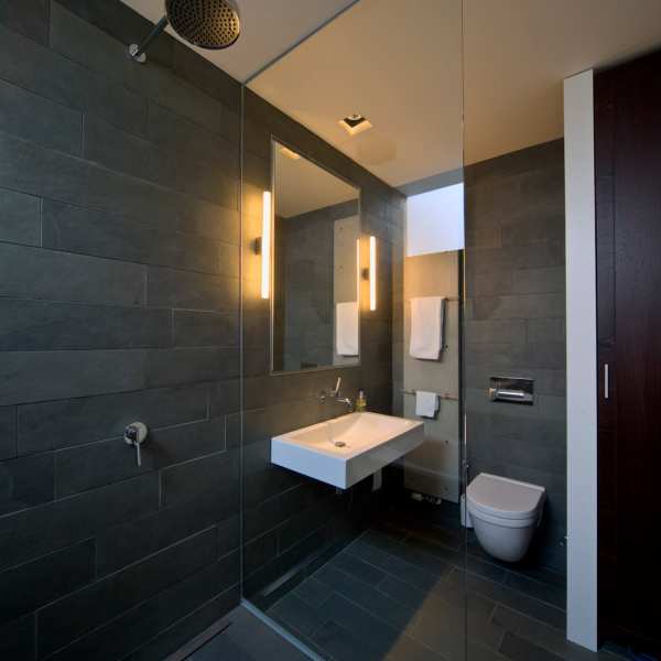 .radix | St63 | flächenbündiger Einbau Spiegelschrank in Multiplex weiß mit Spiegel .radix | St63 | flächenbündiger Einbau Spiegelschrank in Multiplex weiß mit Spiegel 2