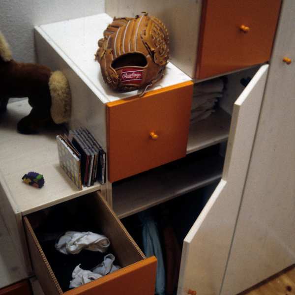 .radix | Ts12 | Schranktreppe zum Kinderzimmer aus Fichte massiv lasiert/lackiert .radix | Ts12 | Schranktreppe zum Kinderzimmer aus Fichte massiv lasiert/lackiert 2